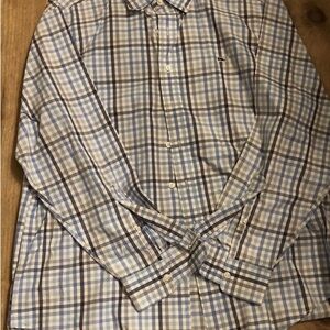 Vineyard Vines On the Go Performance  Plaid Button down